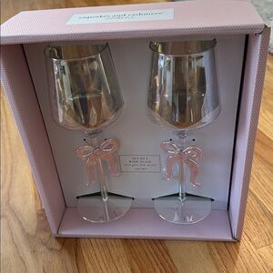 Cupcakes & Cashmere Iridescent Pink Bow Wine Glasses Set Of 2 Coquette NEW viral